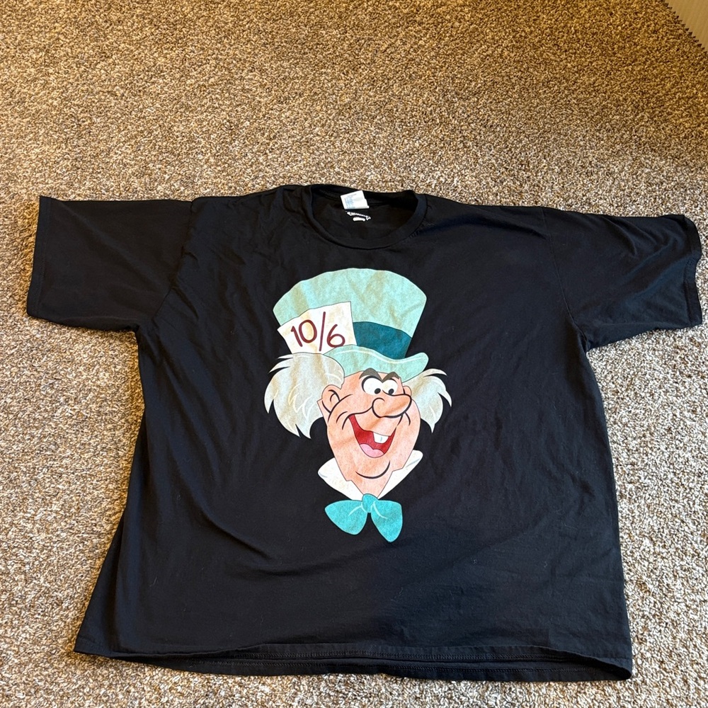 Men’s Mad Hatter Short sleeve Tee